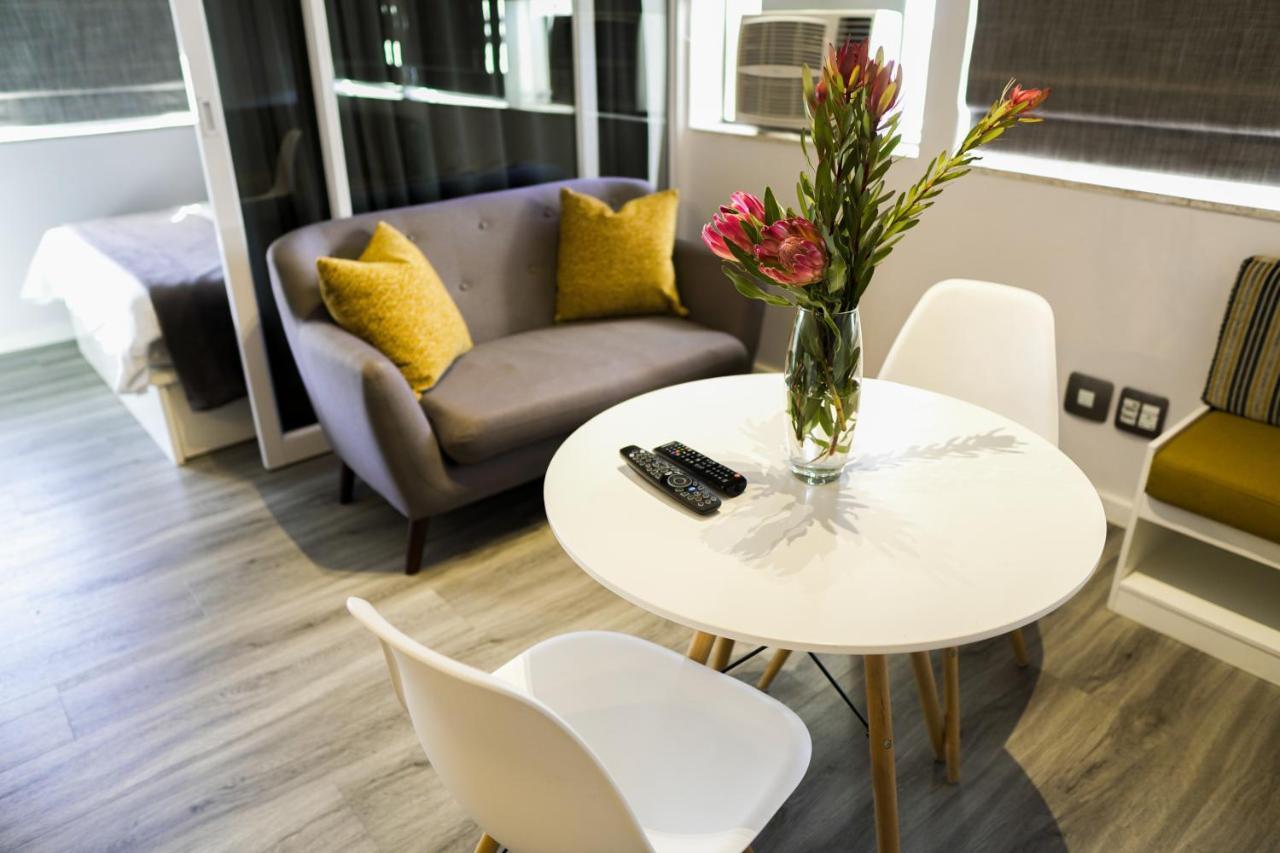 106 On Adderley Accommodation เคปทาวน์ ภายนอก รูปภาพ
